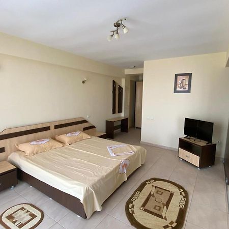 Villa Pescarus 코스티네스티 외부 사진