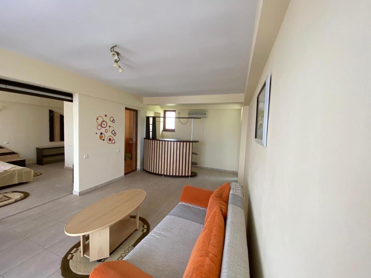 Villa Pescarus 코스티네스티 외부 사진