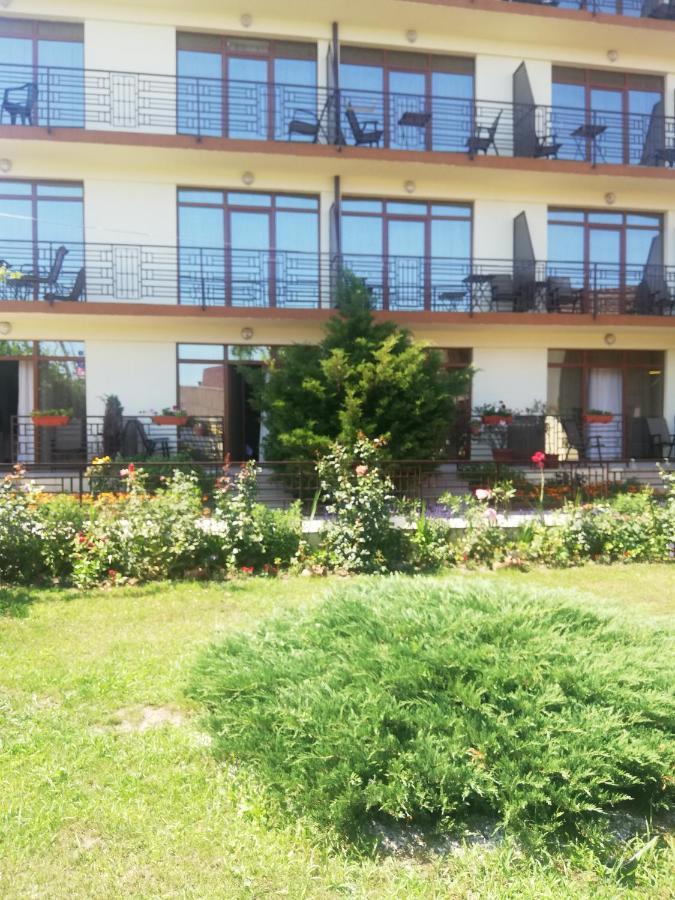 Villa Pescarus 코스티네스티 외부 사진